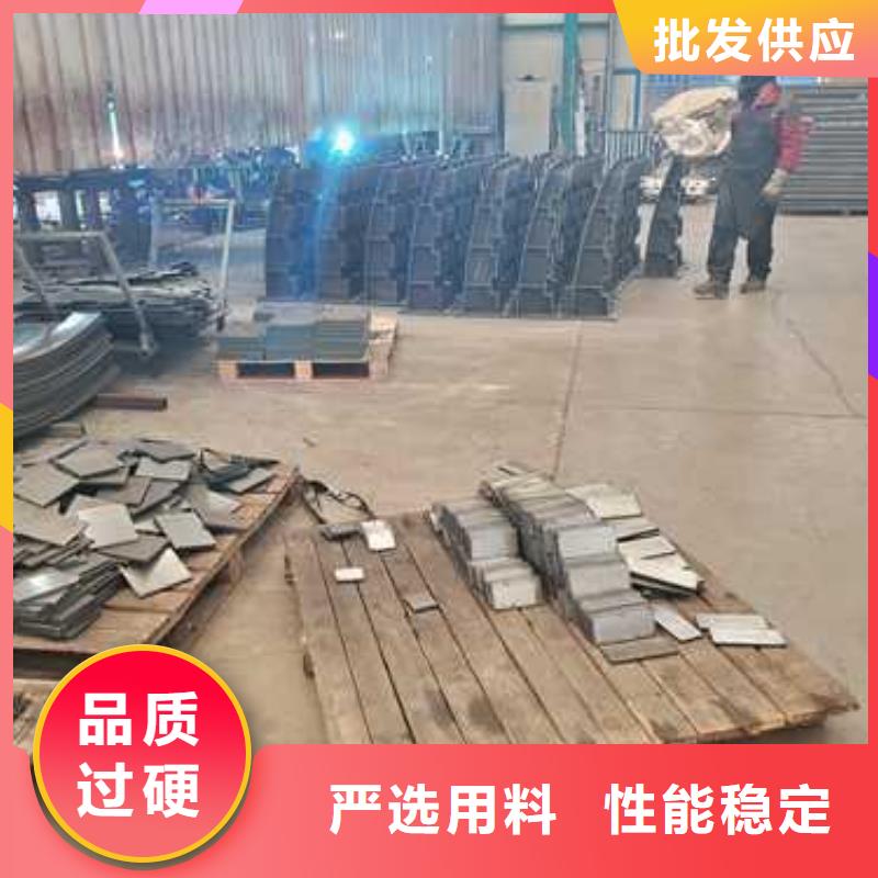 防撞钢护栏品质经得起考验实地大厂