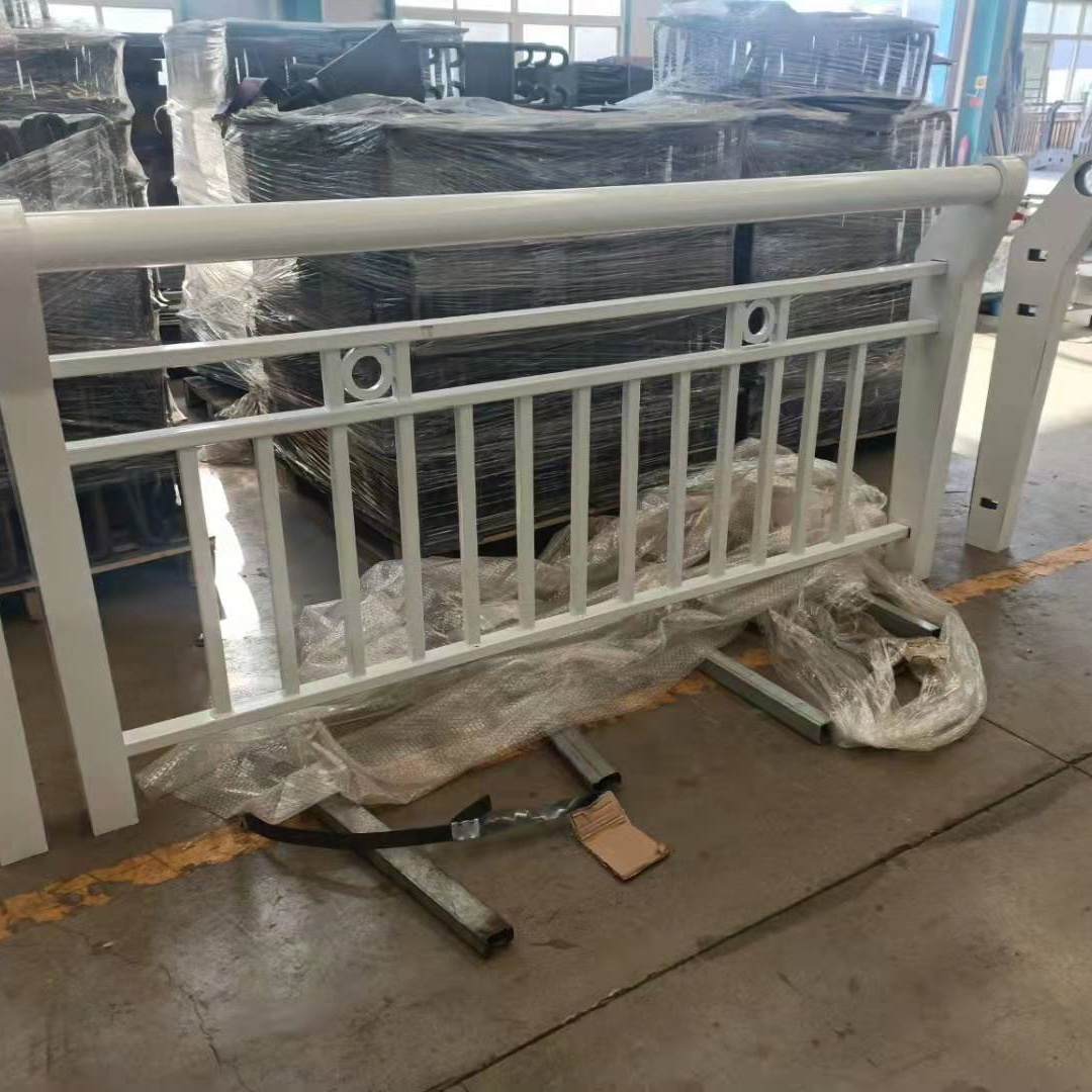 【护栏】道路护栏您身边的厂家产品实拍