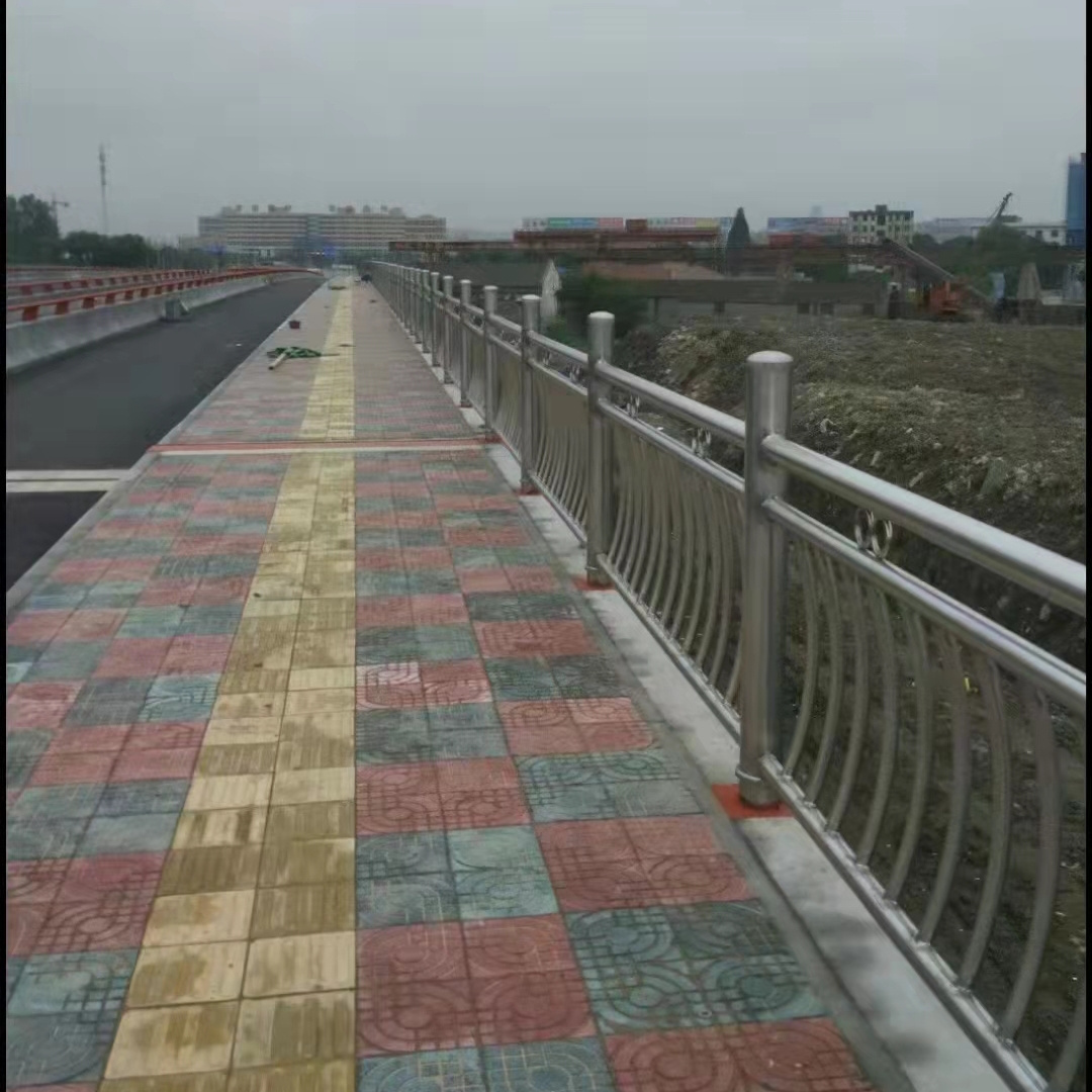 桥梁栏杆报价种类多质量好