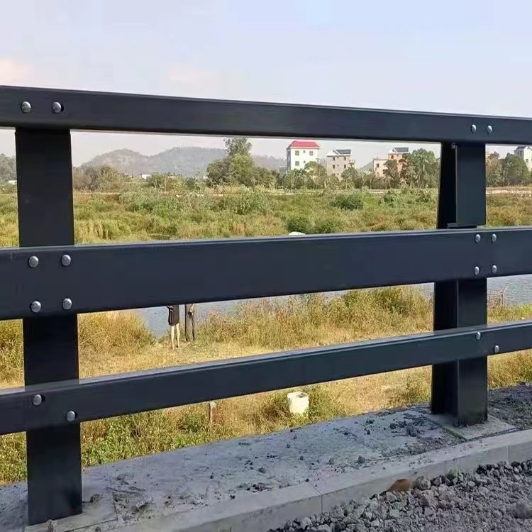 桥梁防撞护栏厂家定制现货销售