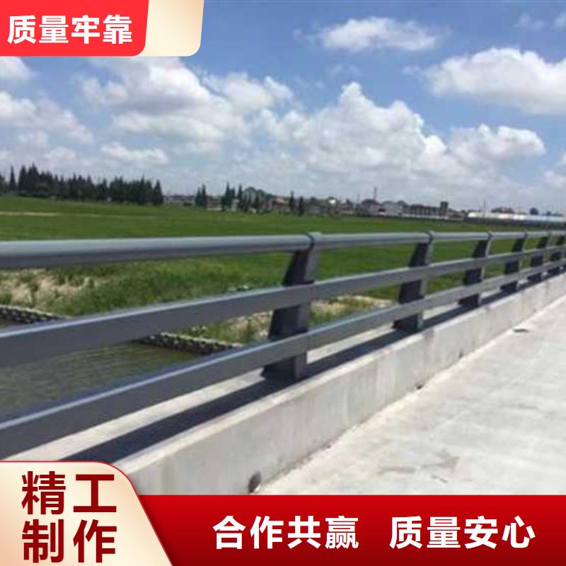 有现货的交通防撞护栏本地厂家专业设计
