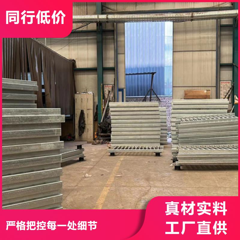灯光护栏市政护栏用品质赢得客户信赖同城生产厂家