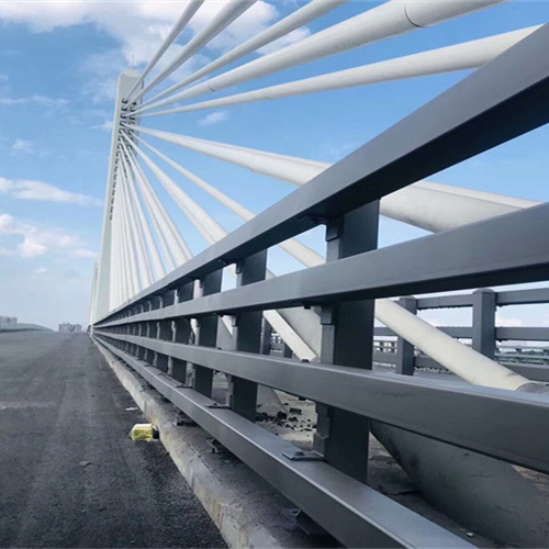 护栏道路隔离栏欢迎来电询价